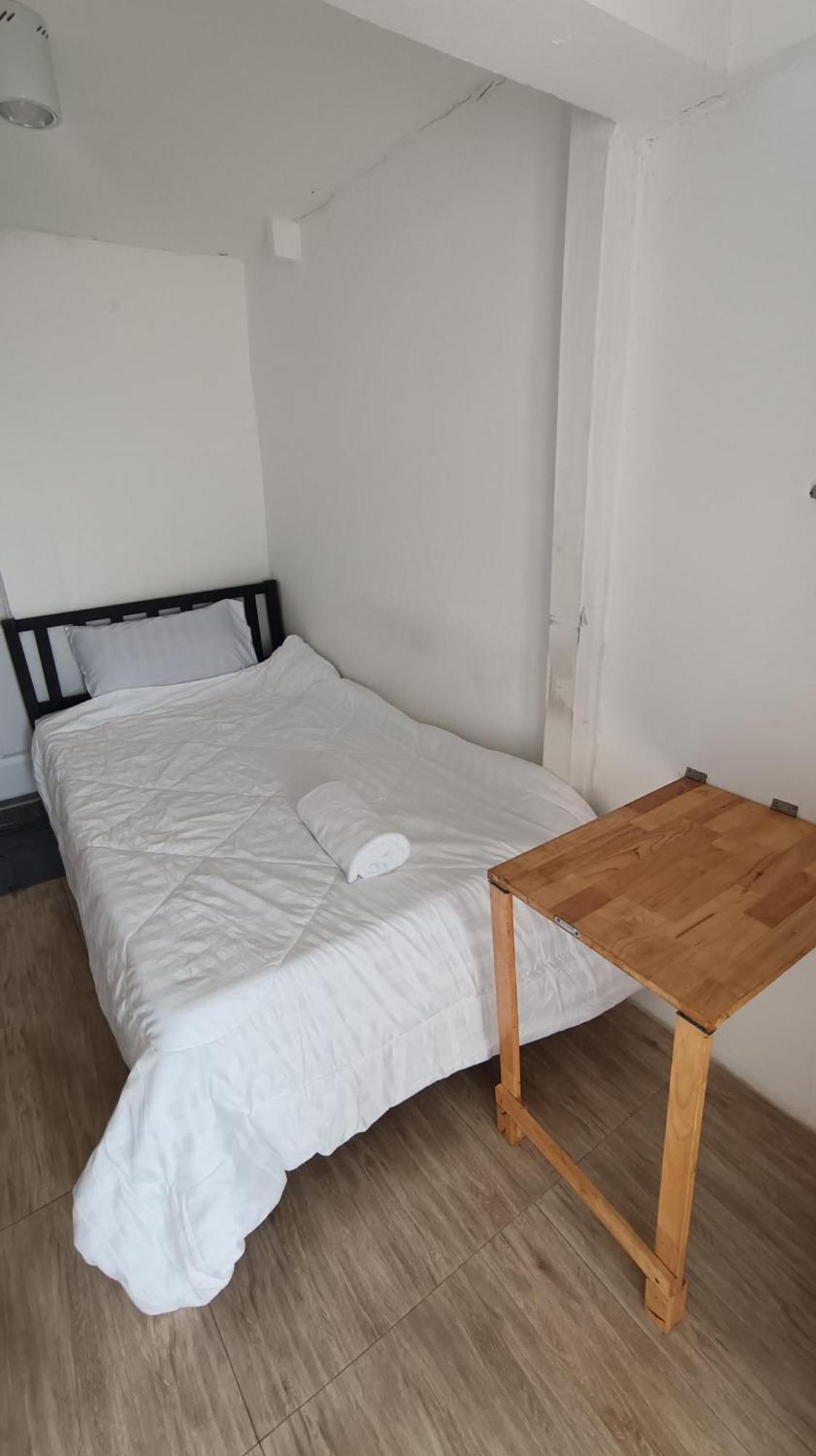 Chubby 9 Single Room Bangkok Eksteriør billede